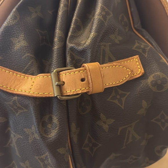 Beautiful and Vintage Authentic Louis Vuitton Saumur 35 Bag with dusty and COA - Picture 6 of 10